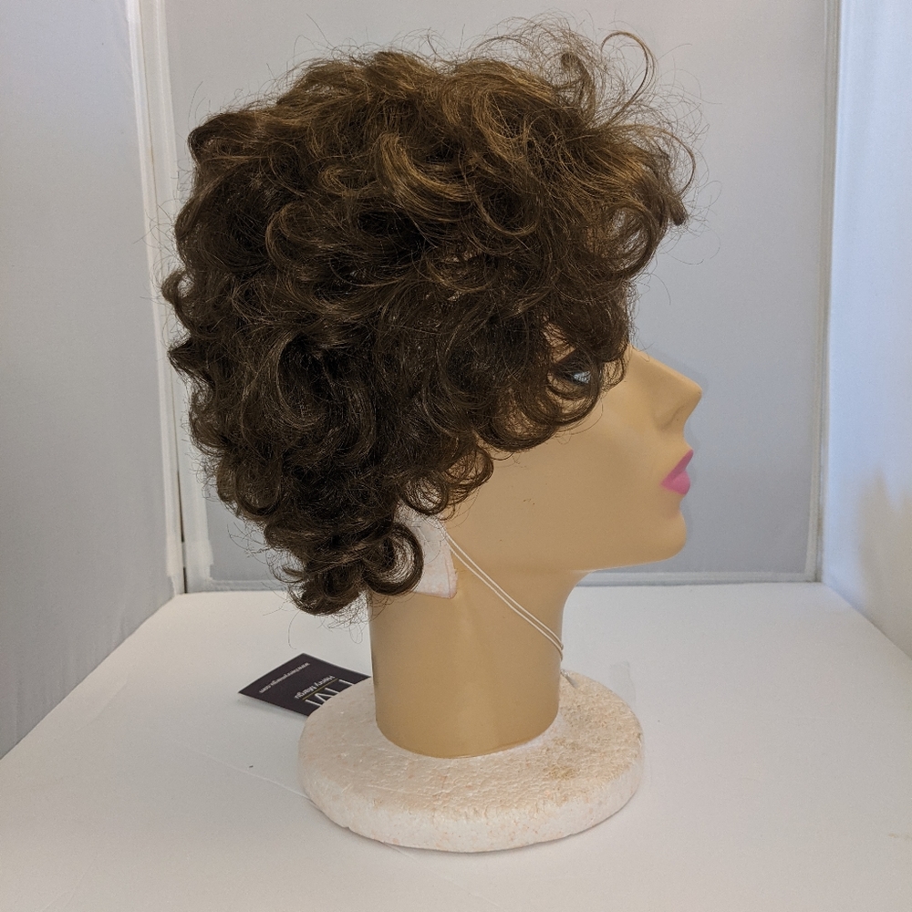Henry Margu Wig - Ann - Picture 6 of 12